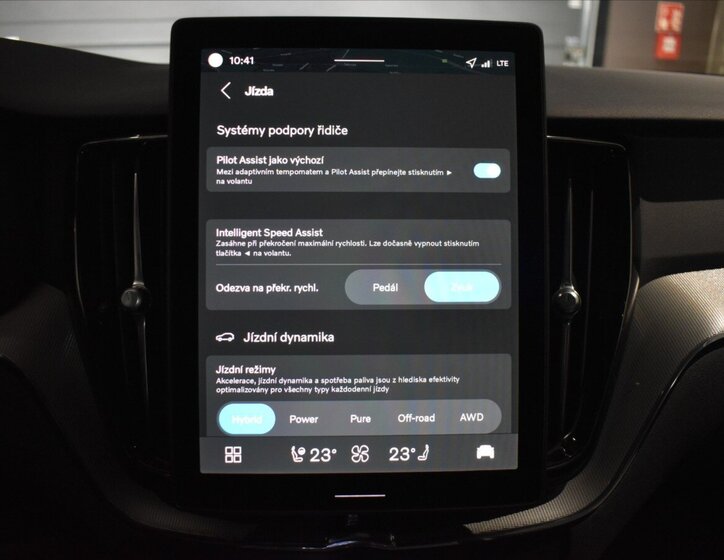 Volvo XC60 SUV 2,0 l 335 kw