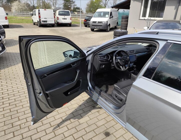 Škoda Superb Kombi 2,0 l 140 kw
