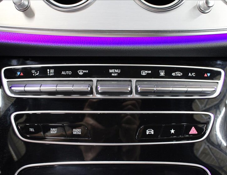 Mercedes-Benz Třídy E 26