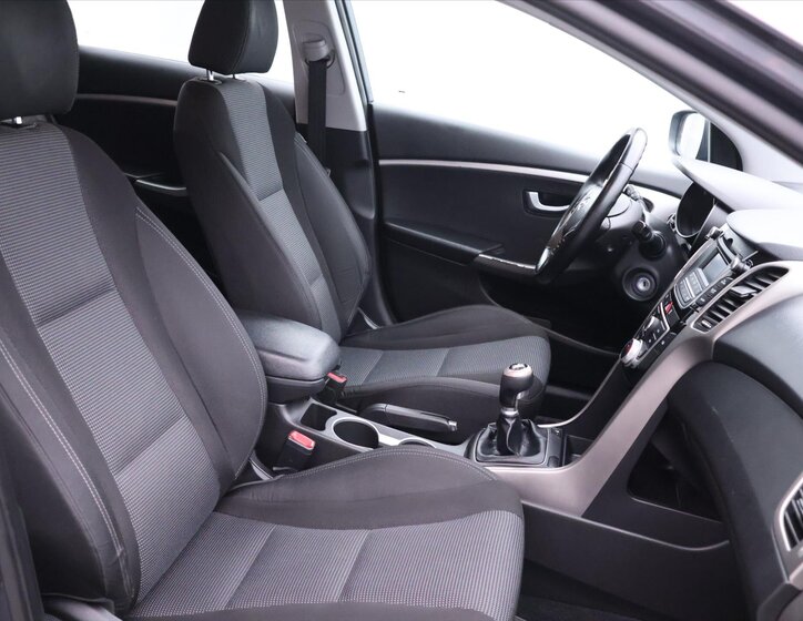 Hyundai i30 Kombi 1,6 l 81 kw