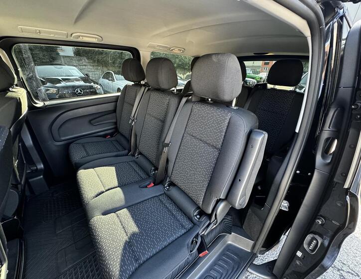 Mercedes-Benz Vito 13