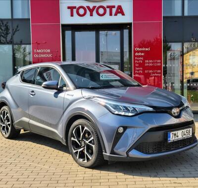 Toyota C-HR 2