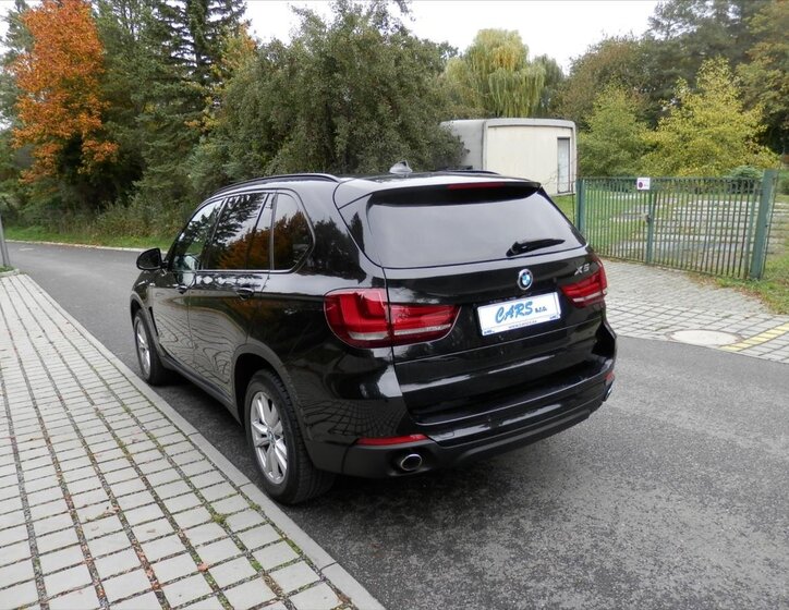 BMW X5 Kombi 3,0 l 190 kw