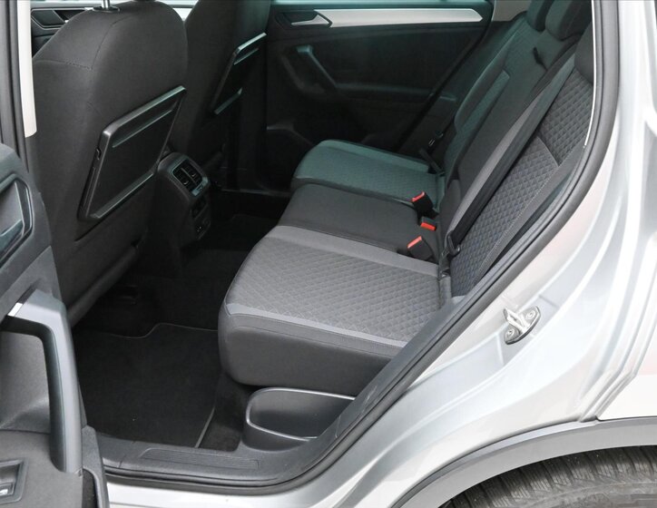 Volkswagen Tiguan 14