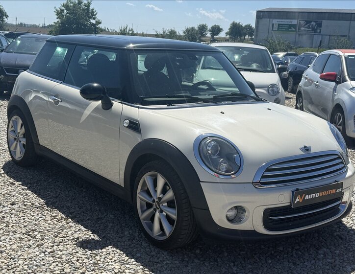 Mini Cooper Hatchback 1,6 l 90 kw