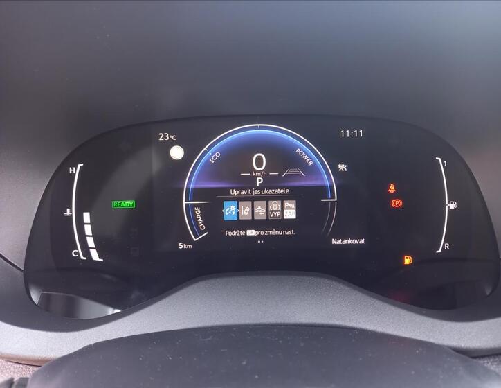 Toyota Yaris Cross 17