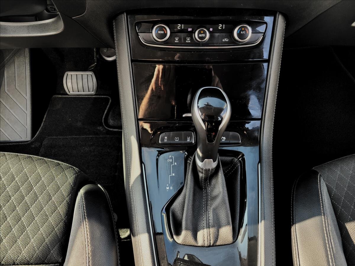 Opel Grandland X SUV / Terénní 1,5 l 96 kw