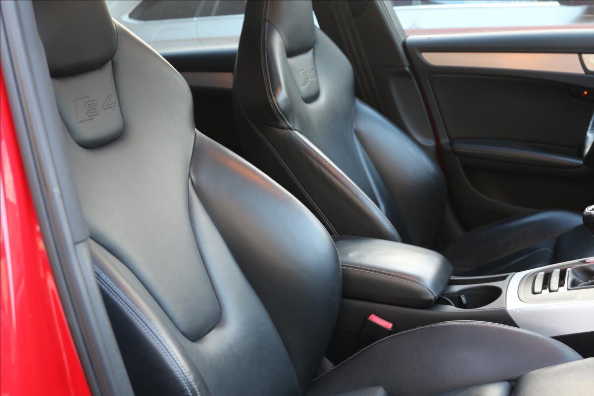 Audi S4 Sedan 3,0 l 245 kw