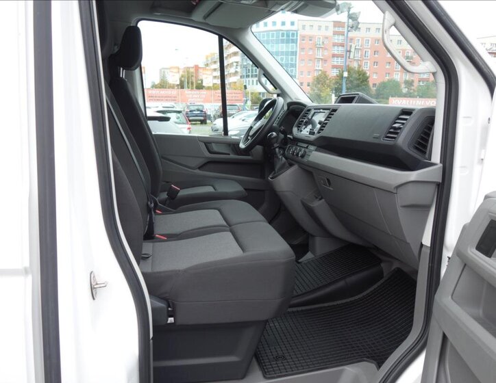 Volkswagen Crafter Skříň 2,0 l 103 kw