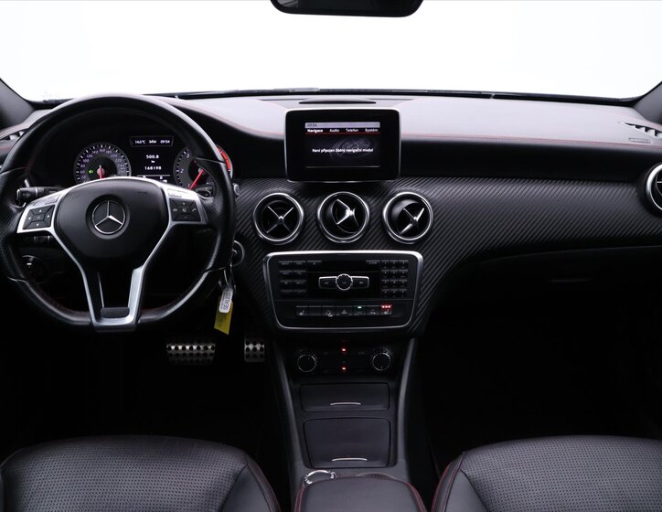 Mercedes-Benz Třídy A Hatchback 1,8 l 100 kw