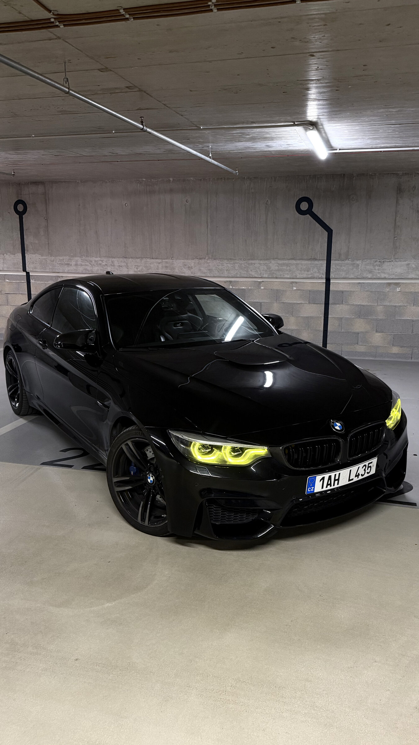 BMW M4 Kupé 3,0 l 331 kw