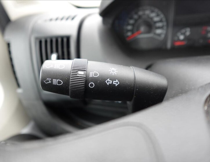 Peugeot Boxer Ostatní 2,2 l 121 kw