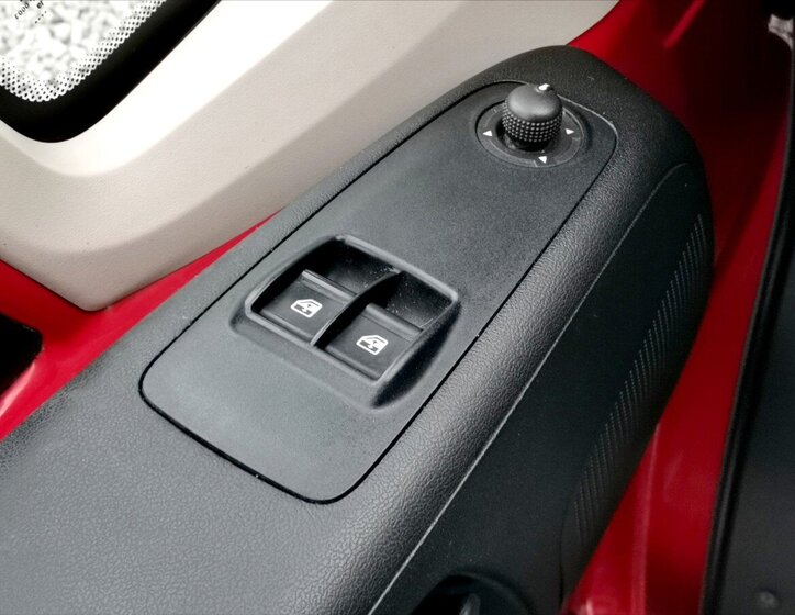 Fiat Ducato Skříň 2,3 l 118 kw