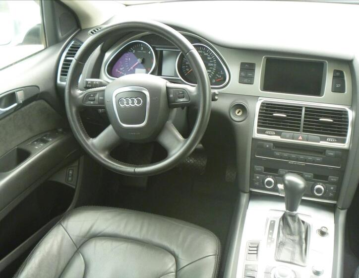 Audi Q7 SUV 3,0 l 176 kw