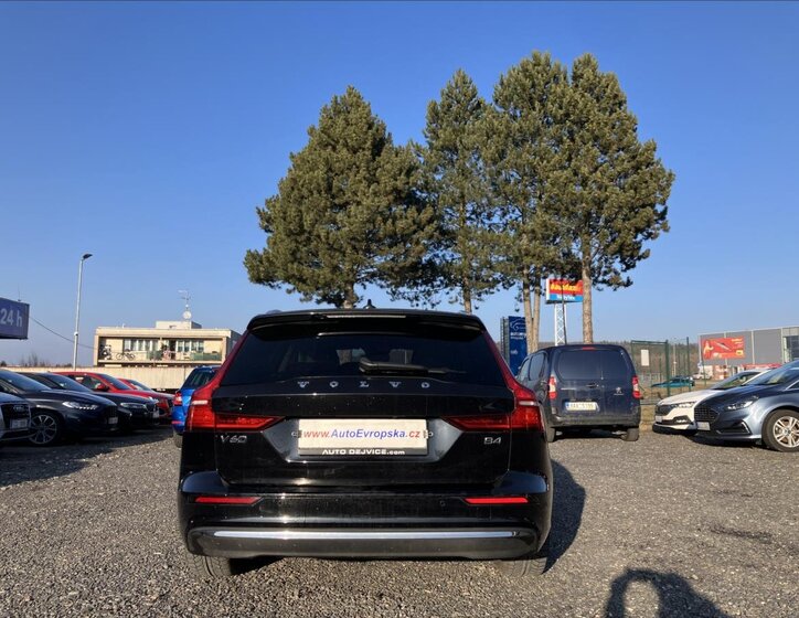 Volvo V60 Kombi 2,0 l 145 kw