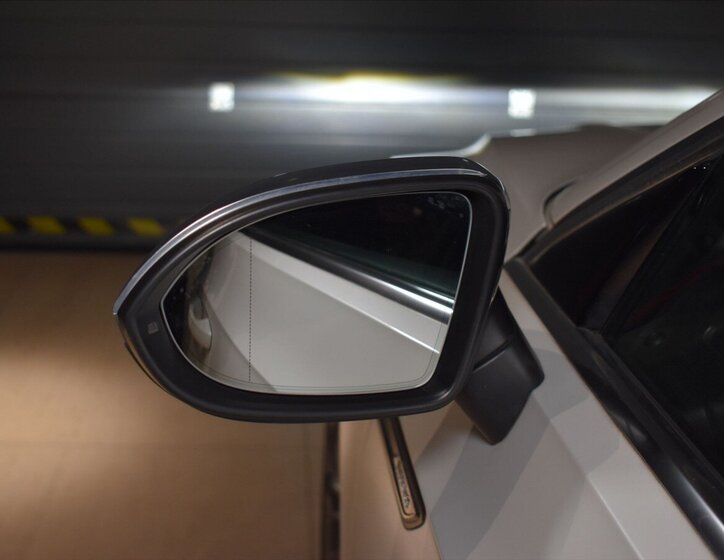 Volkswagen Arteon Liftback 2,0 l 176 kw