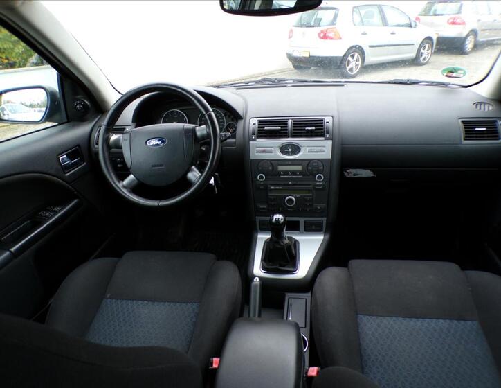 Ford Mondeo 7