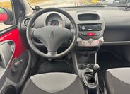 Peugeot 107 Hatchback 998,0 50 kw