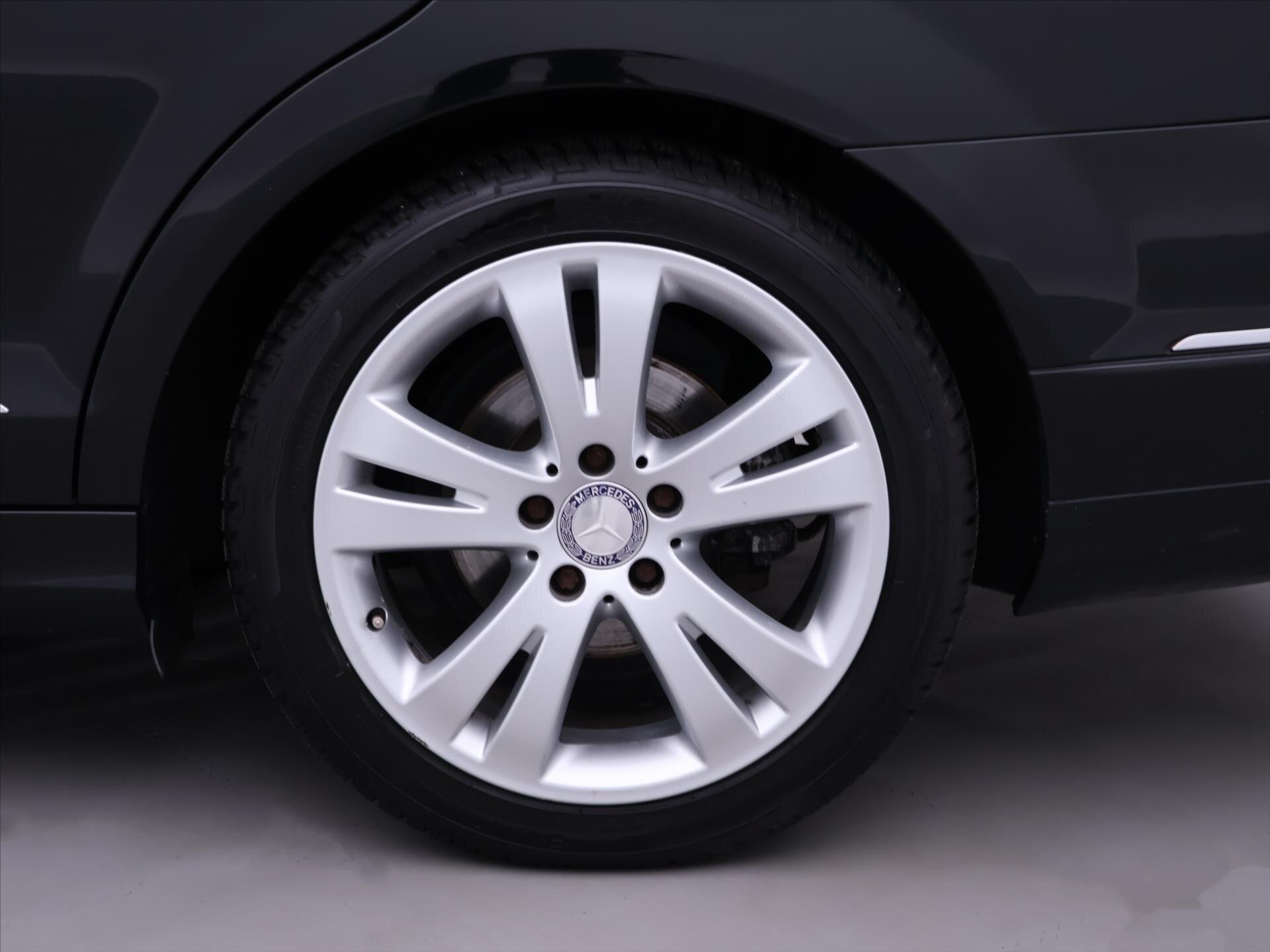 Mercedes-Benz Třídy C Kombi 1,8 l 115 kw