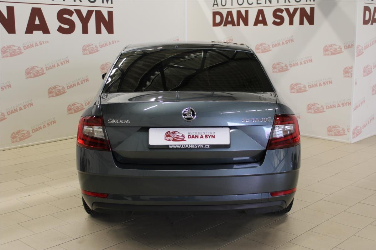Škoda Octavia Sedan / Limuzína 1,6 l 85 kw