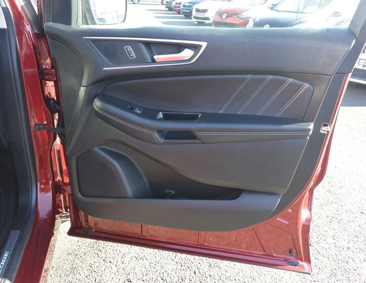 Ford Edge SUV 2,0 l 155 kw