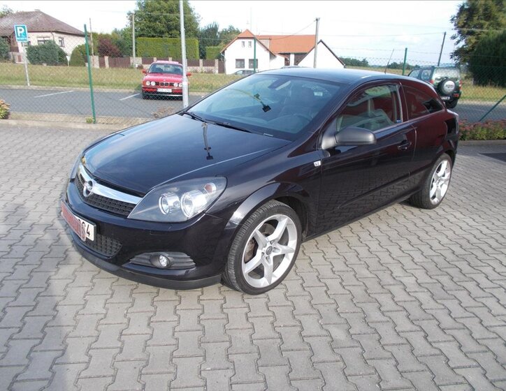 Opel Astra Kupé 1,6 l 132 kw