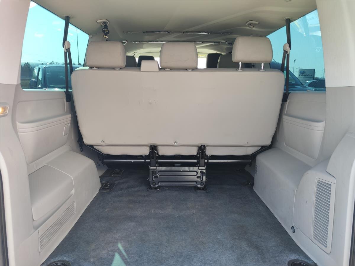 Volkswagen Caravelle MPV 2,0 l 150 kw