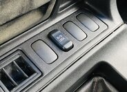Mitsubishi Pajero SUV / Terénní 2,5 l 85 kw