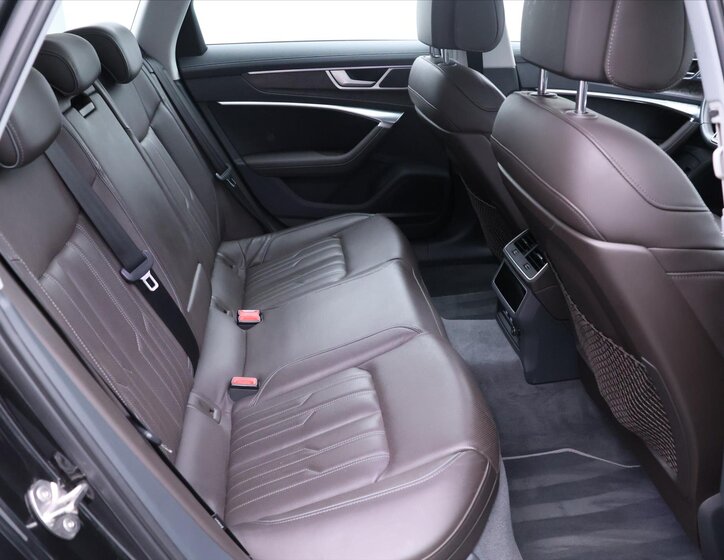 Audi A6 Allroad Kombi 3,0 l 210 kw