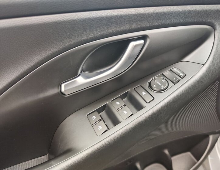 Hyundai i30 Liftback 1,5 l 117 kw