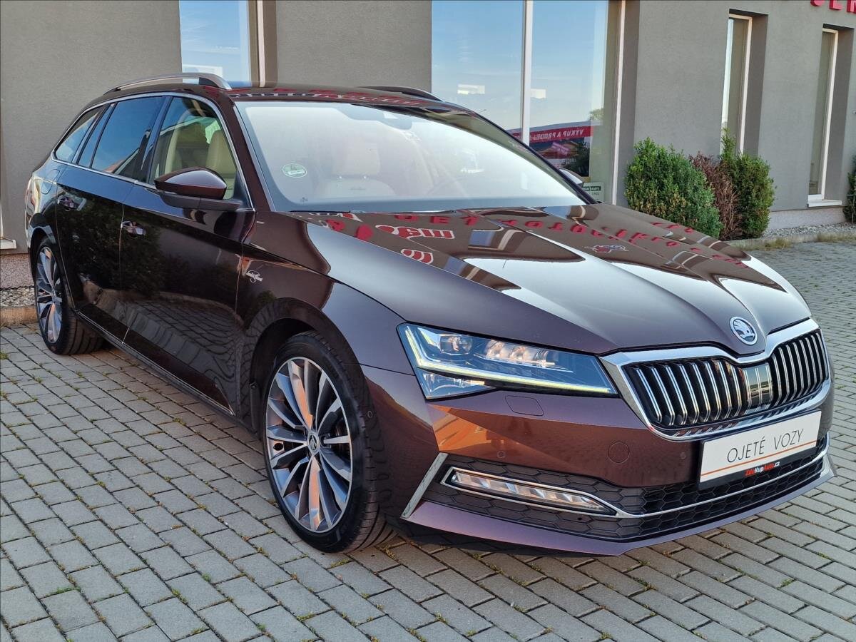 Škoda Superb