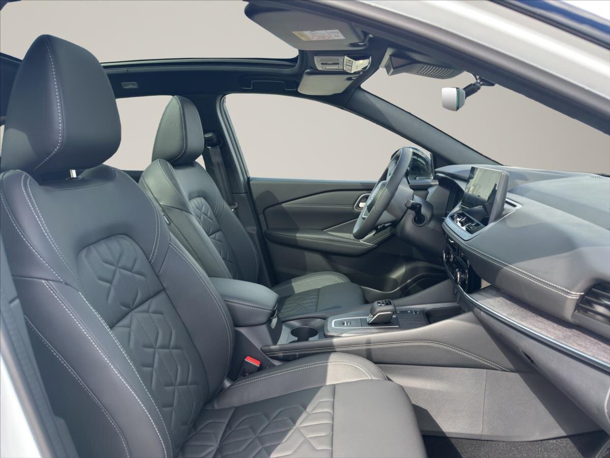 Nissan Qashqai SUV / Terénní 1,3 l 116 kw