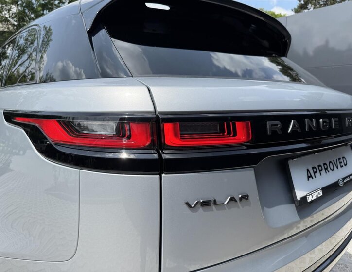 Land Rover Range Rover Velar SUV / Terénní 2,0 l 150 kw