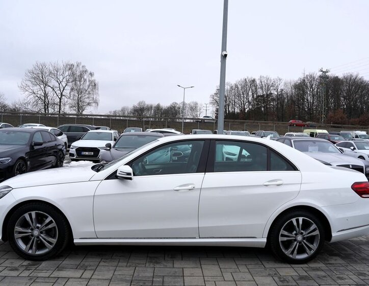 Mercedes-Benz Třídy E Sedan 2,1 l 125 kw
