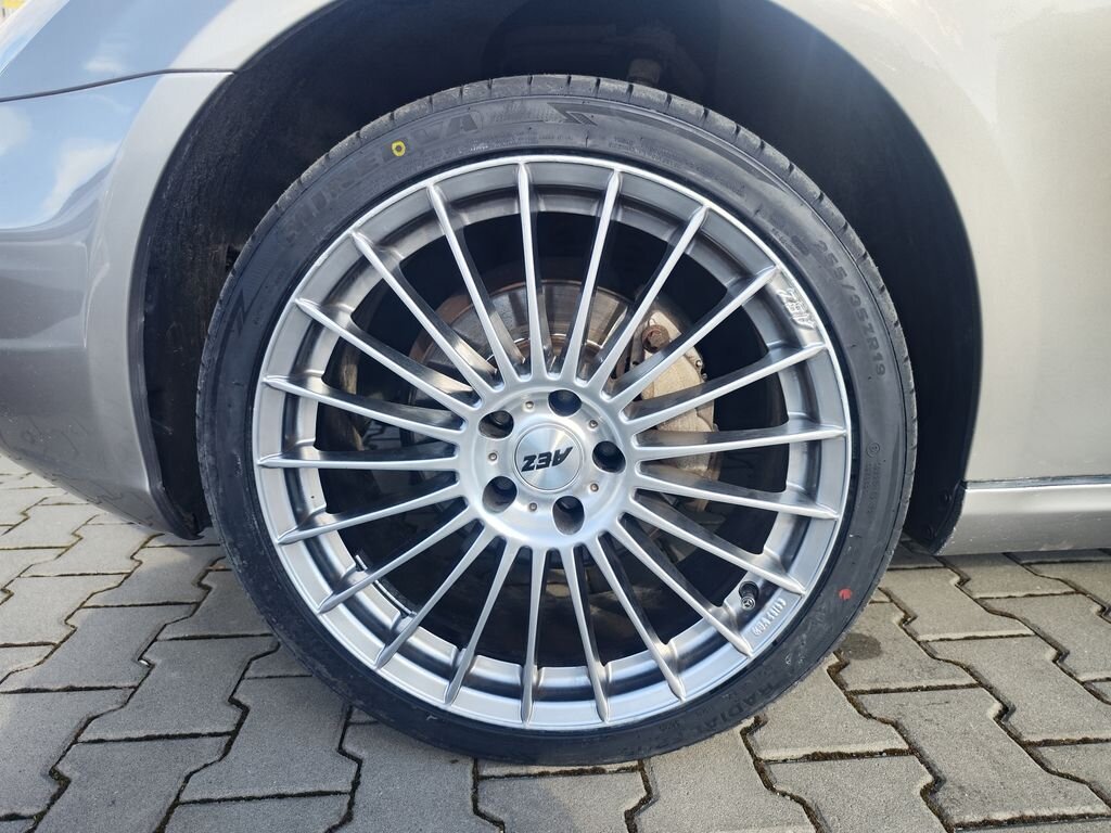 Mercedes-Benz CLS Sedan 3,0 l 165 kw