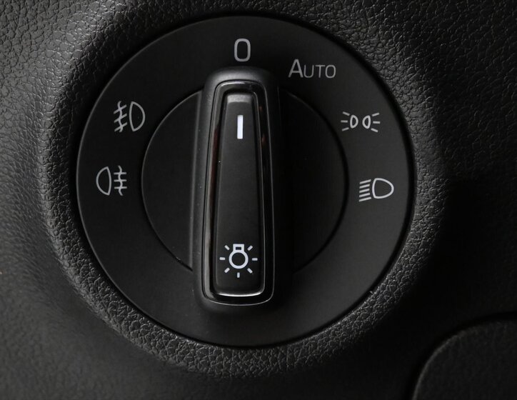 Škoda Karoq SUV / Terénní 1,5 l 110 kw