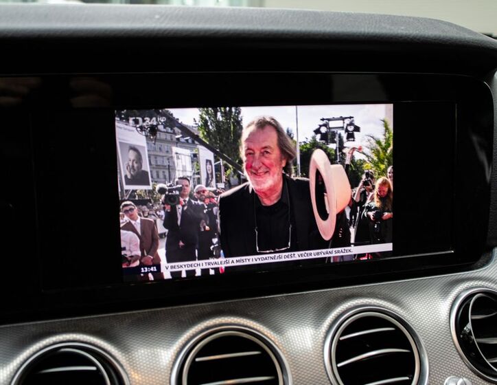 Mercedes-Benz Třídy E 18