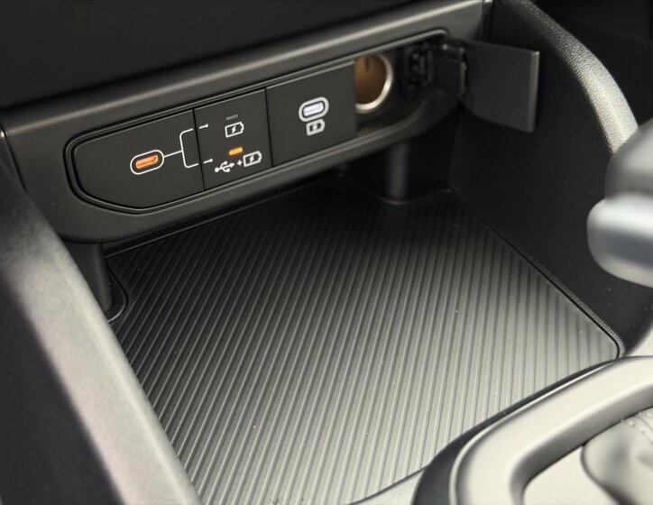 KIA Ostatní Ostatní 1,6 l 110 kw