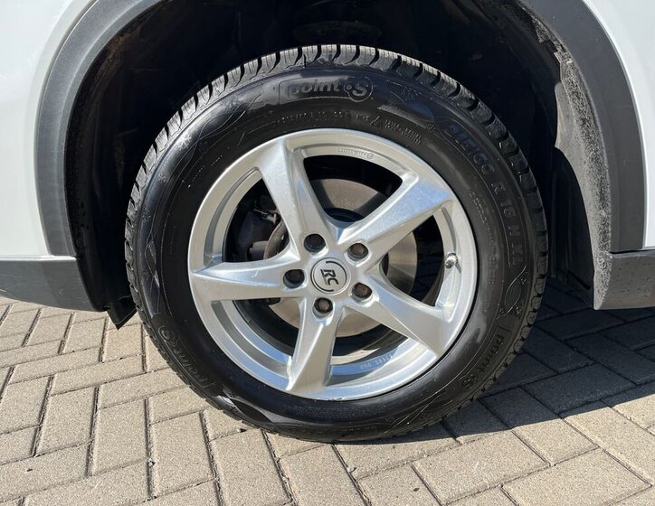 Suzuki Vitara SUV / Terénní 1,6 l 88 kw