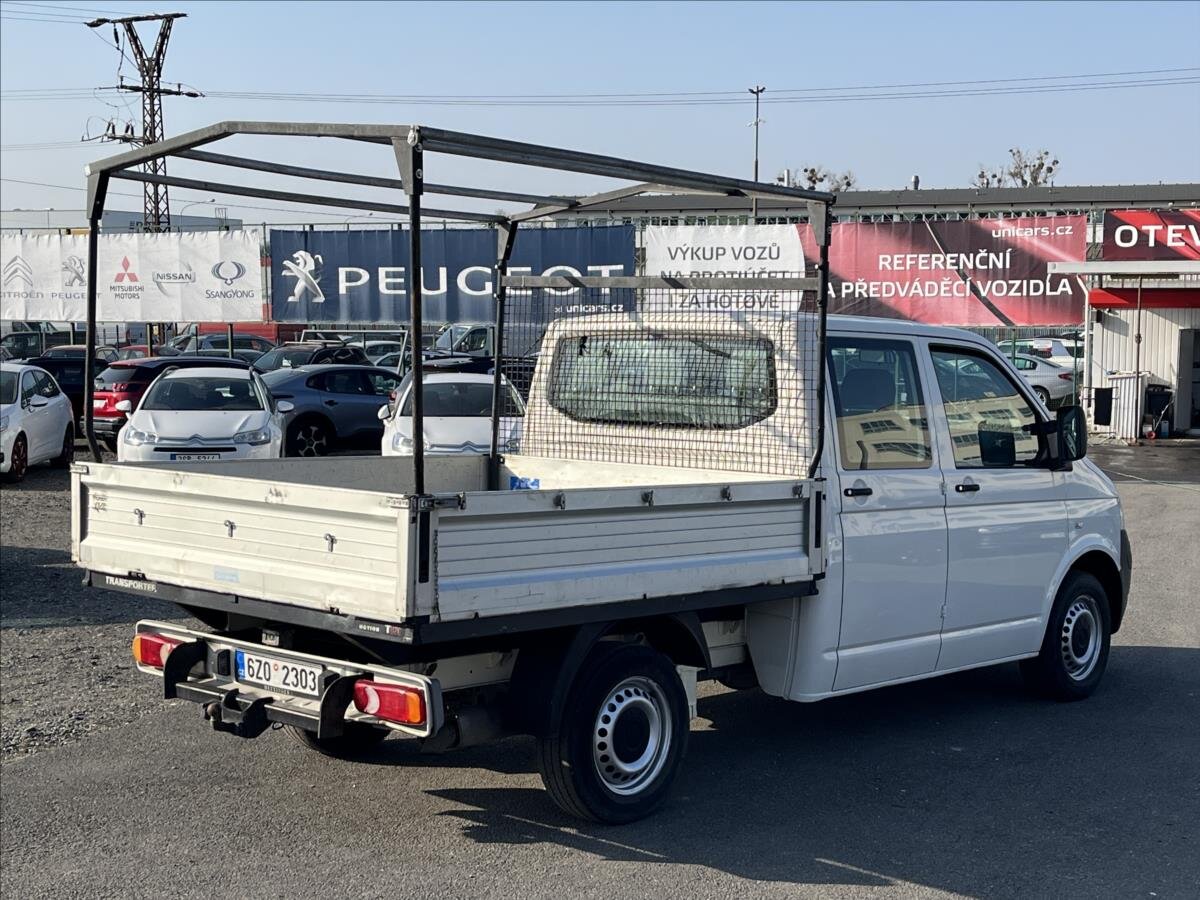 Volkswagen Transporter Valník 2,5 l 96 kw