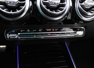 Mercedes-Benz GLA 25