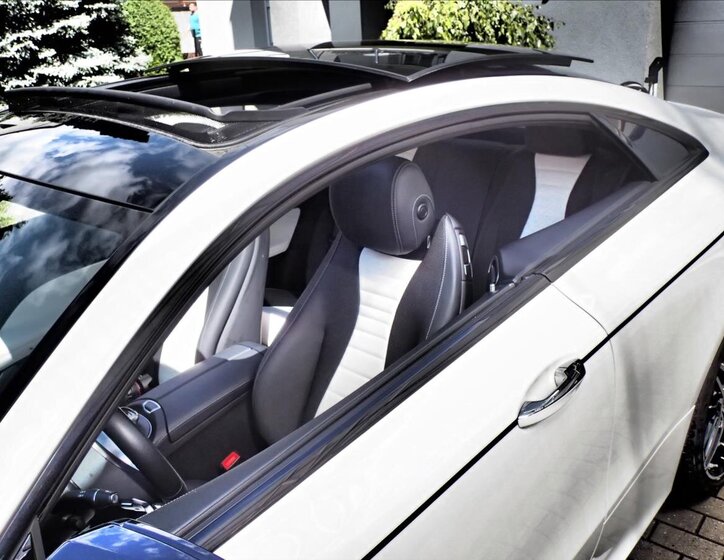 Mercedes-Benz Třídy E Kupé 2,9 l 250 kw