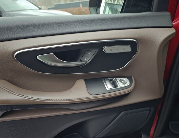 Mercedes-Benz Třídy V VAN-Minibus 2,0 l 174 kw