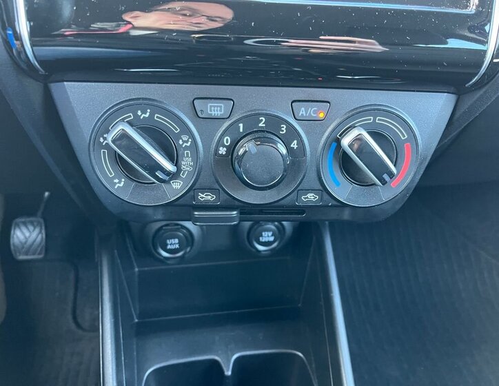 Suzuki Swift Hatchback 1,2 l 61 kw