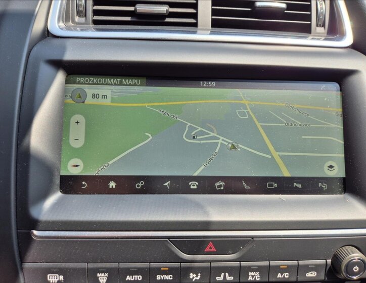 Jaguar E-Pace SUV 2,0 l 184 kw