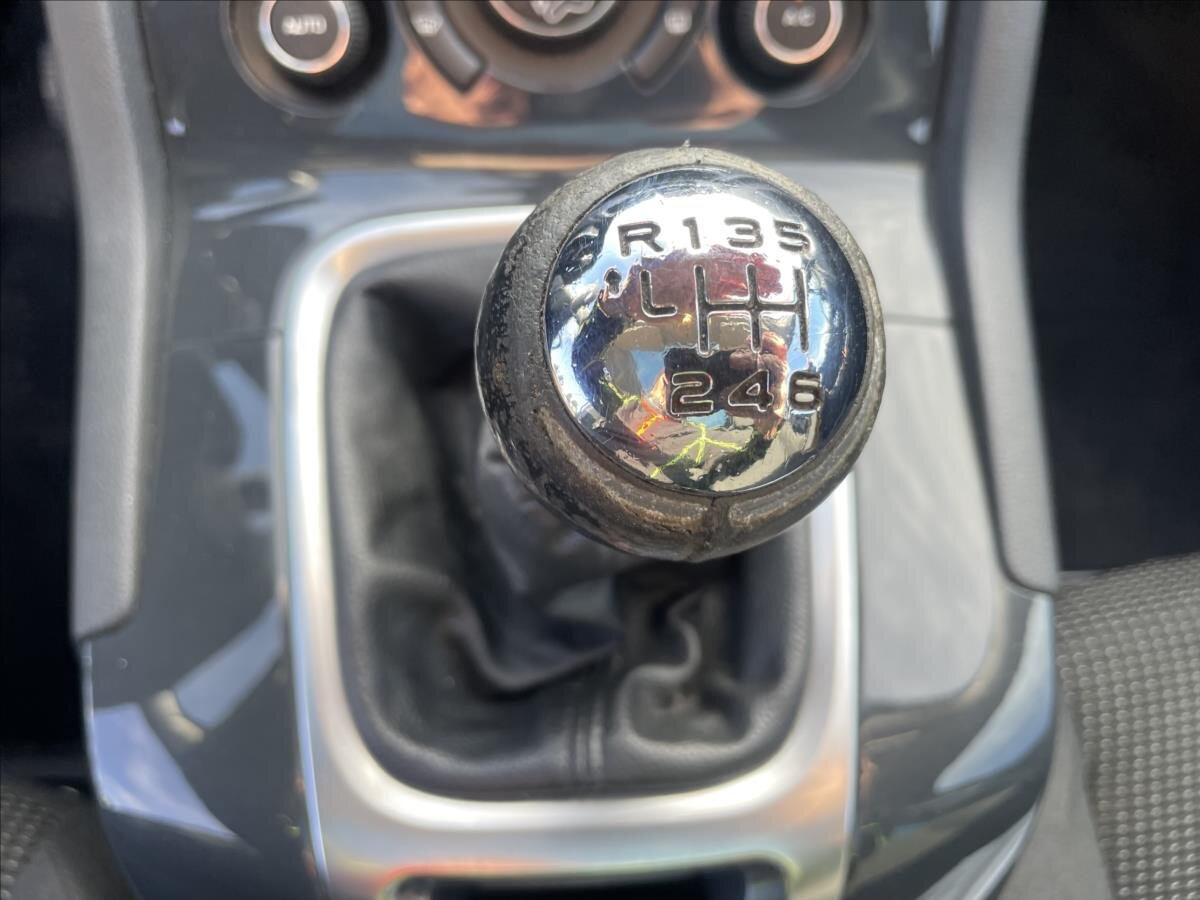 Peugeot 5008 MPV 2,0 l 110 kw