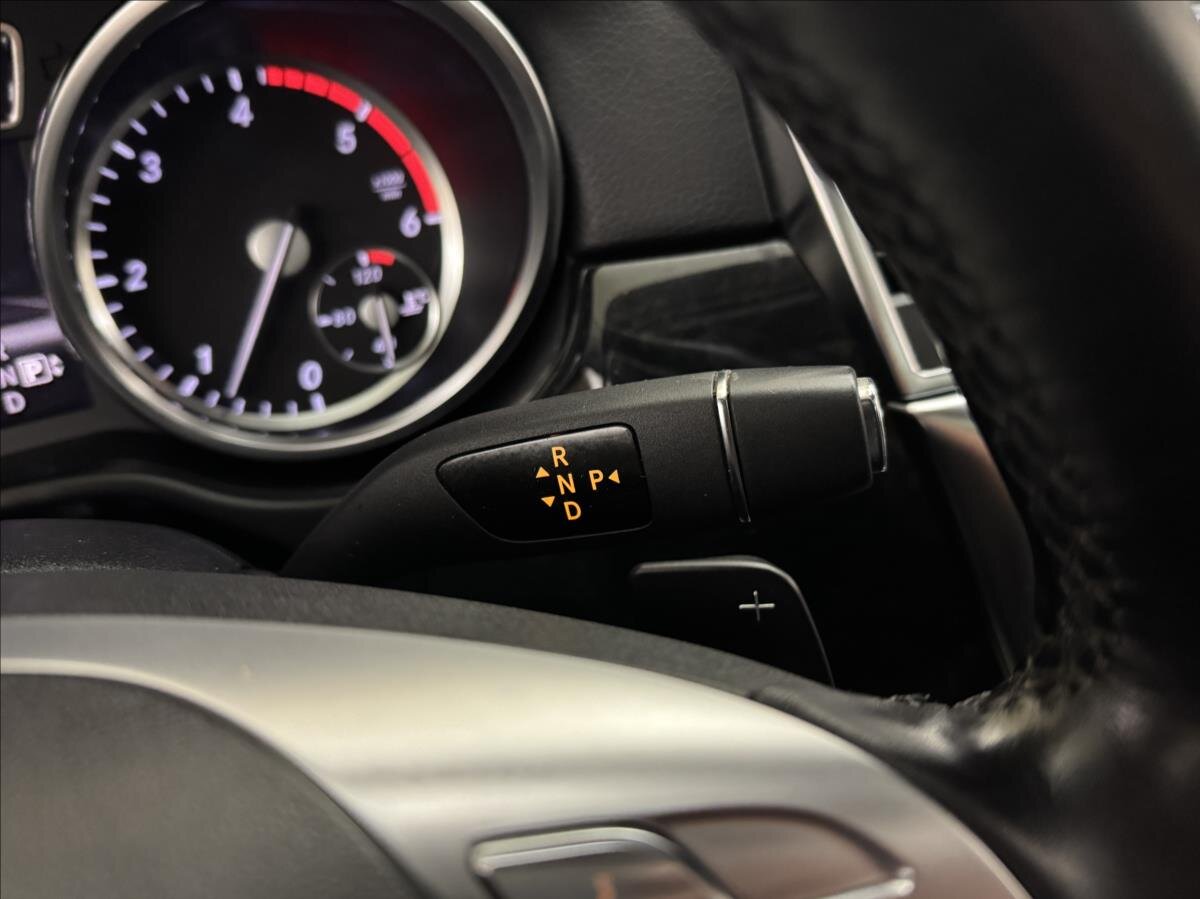 Mercedes-Benz GL SUV 3,0 l 190 kw