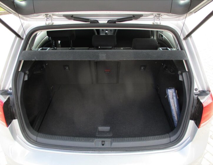 Volkswagen Golf Hatchback 1,4 l 81 kw