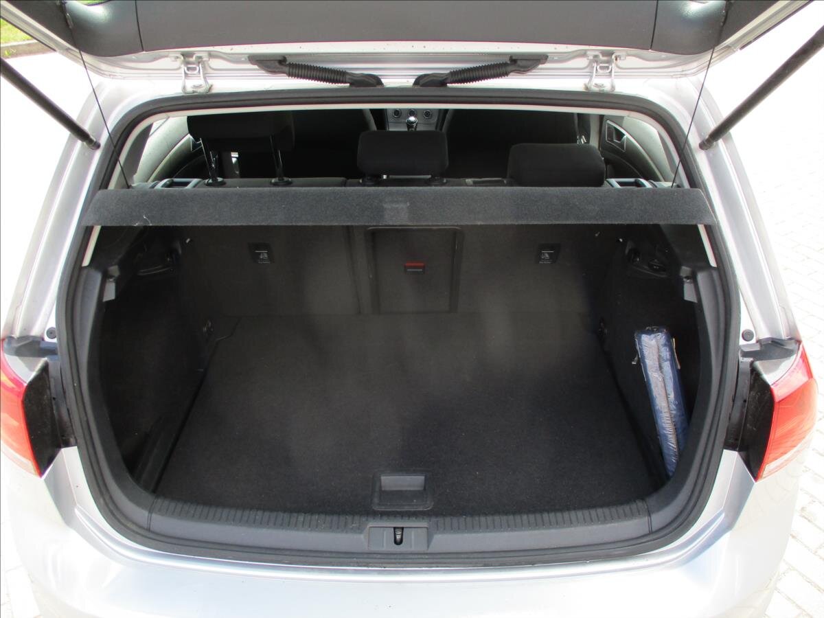 Volkswagen Golf Hatchback 1,4 l 81 kw