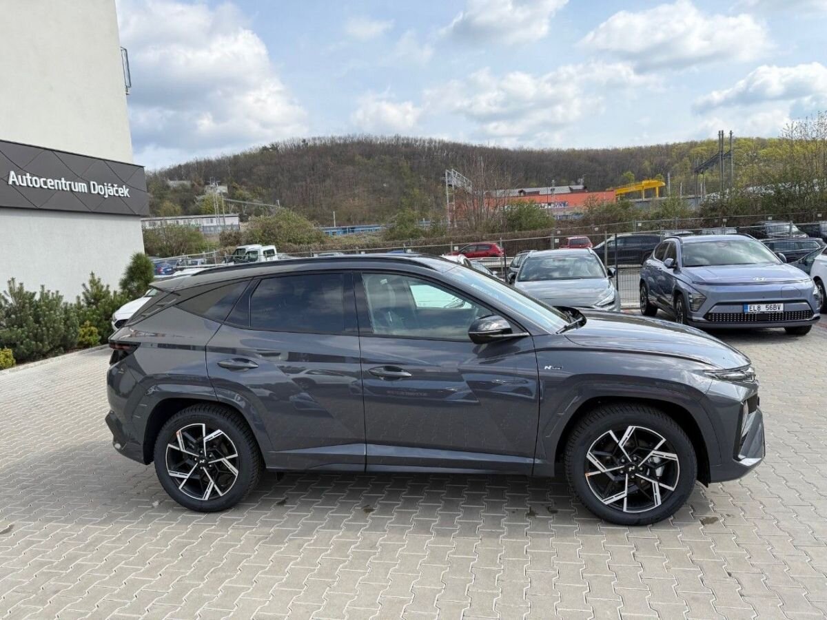 Hyundai Tucson SUV / Terénní 1,6 l 110 kw